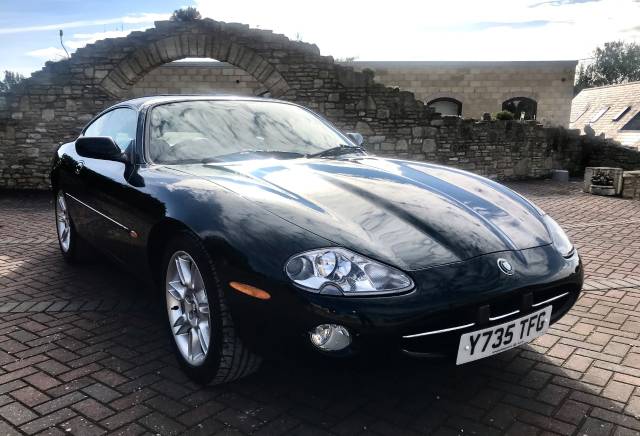2001 Jaguar Xk8 4.0 2dr Auto