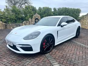 PORSCHE PANAMERA 2017 (17) at The Manor Garage Box