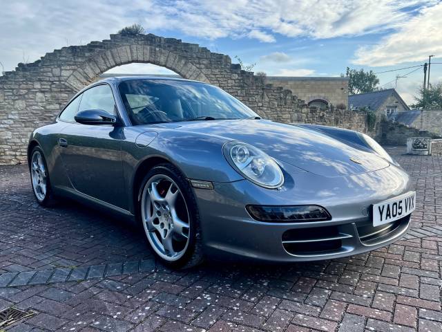 2005 Porsche 911 3.8 C2S 2dr