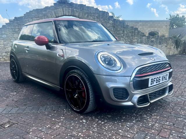 2016 Mini Hatchback 2.0 John Cooper Works 3dr Auto