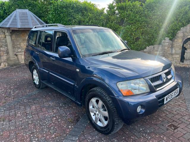 Mitsubishi Shogun 3.2 DI-D Elegance 5dr Auto Estate Diesel Blue
