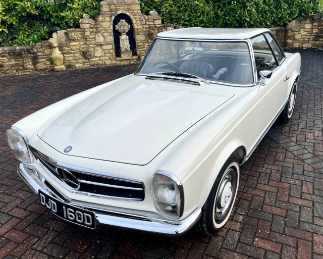 1966 Mercedes-Benz SL 2.3 230 SL Pagoda