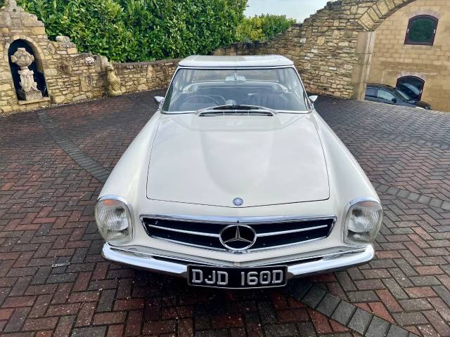 1966 Mercedes-Benz SL 2.3 230 SL Pagoda