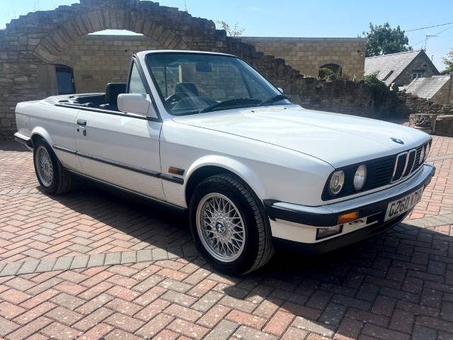 1990 BMW 325 2.5 325I CABRIOLET AUTO