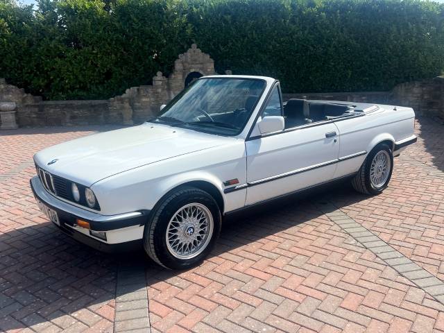 1990 BMW 325 2.5 325I CABRIOLET AUTO